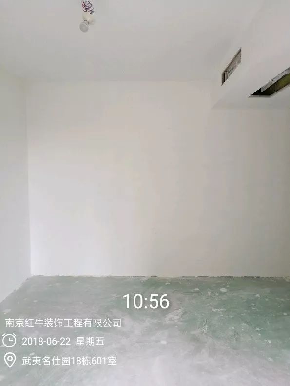 南京武夷名仕園124平米簡(jiǎn)美風(fēng)格裝修  享受家?guī)淼臏囟?6六月份_漆工上場(chǎng)