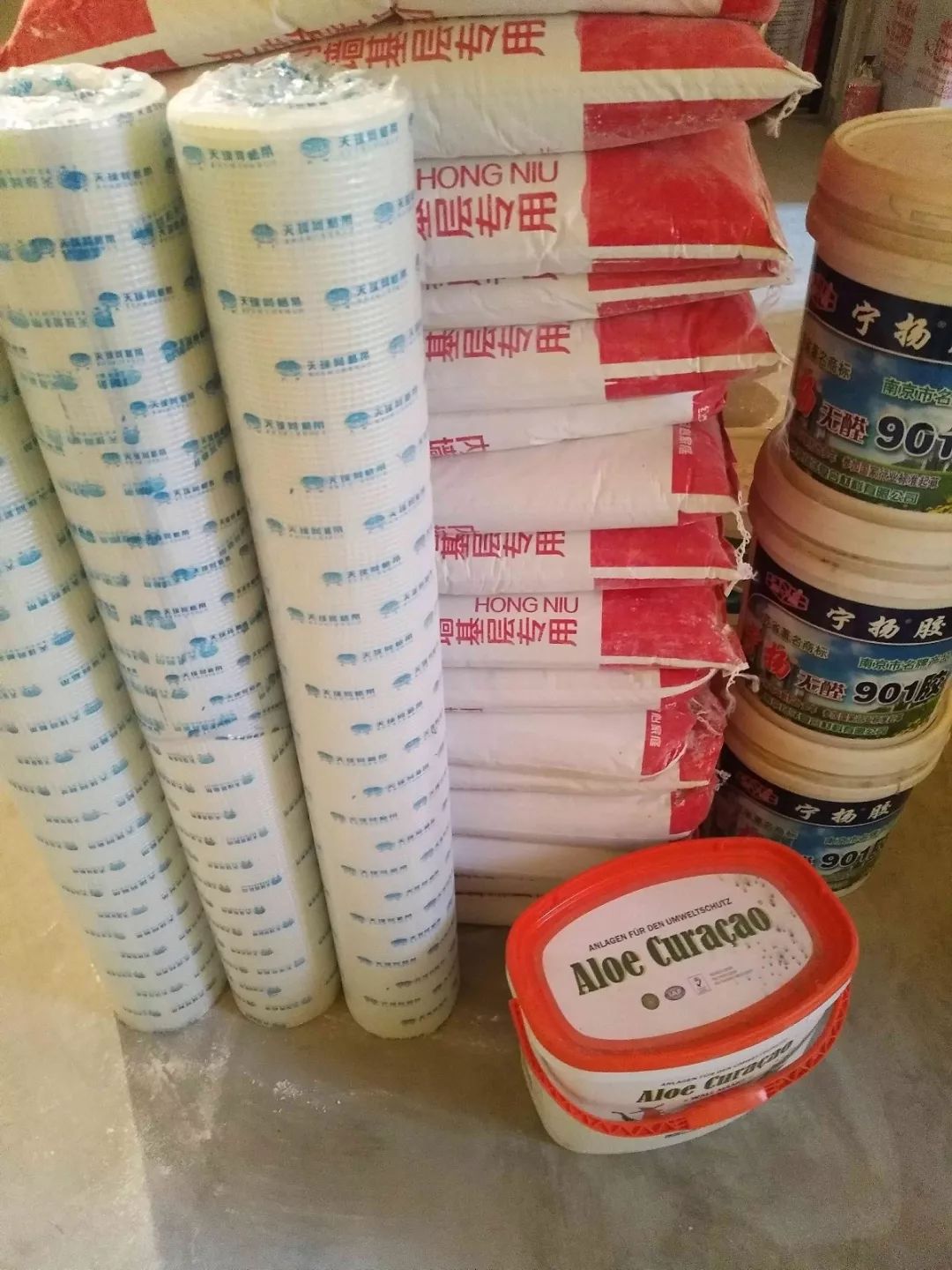 南京龍?bào)椿ㄔ?0㎡現(xiàn)代輕奢--老房升級改造，變身時(shí)尚精致家！36油漆施工