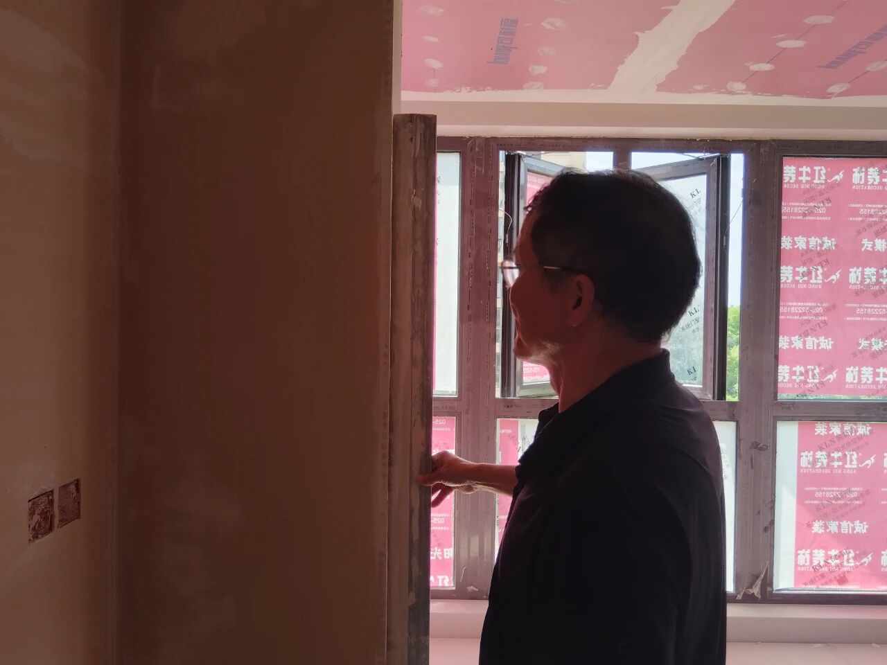 設(shè)計(jì)師工地巡檢，用腳步丈量細(xì)節(jié)，護(hù)航效果完美落地！07